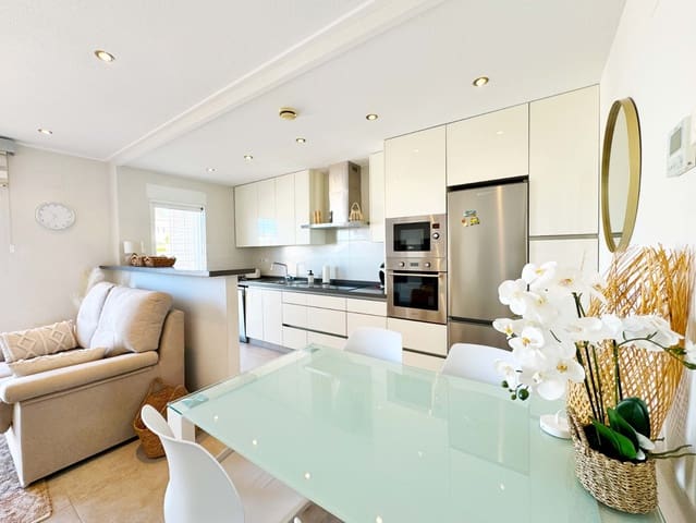 Apartament na sprzedaż w Punta Prima, Orihuela z basenem garażem - 279 999 € (Ref: 10112265)