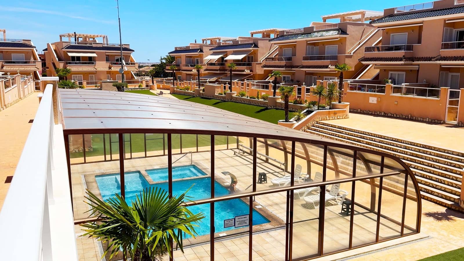 Apartament na sprzedaż w Orihuela Costa z basenem garażem - 279 999 € (Ref: 10112265)