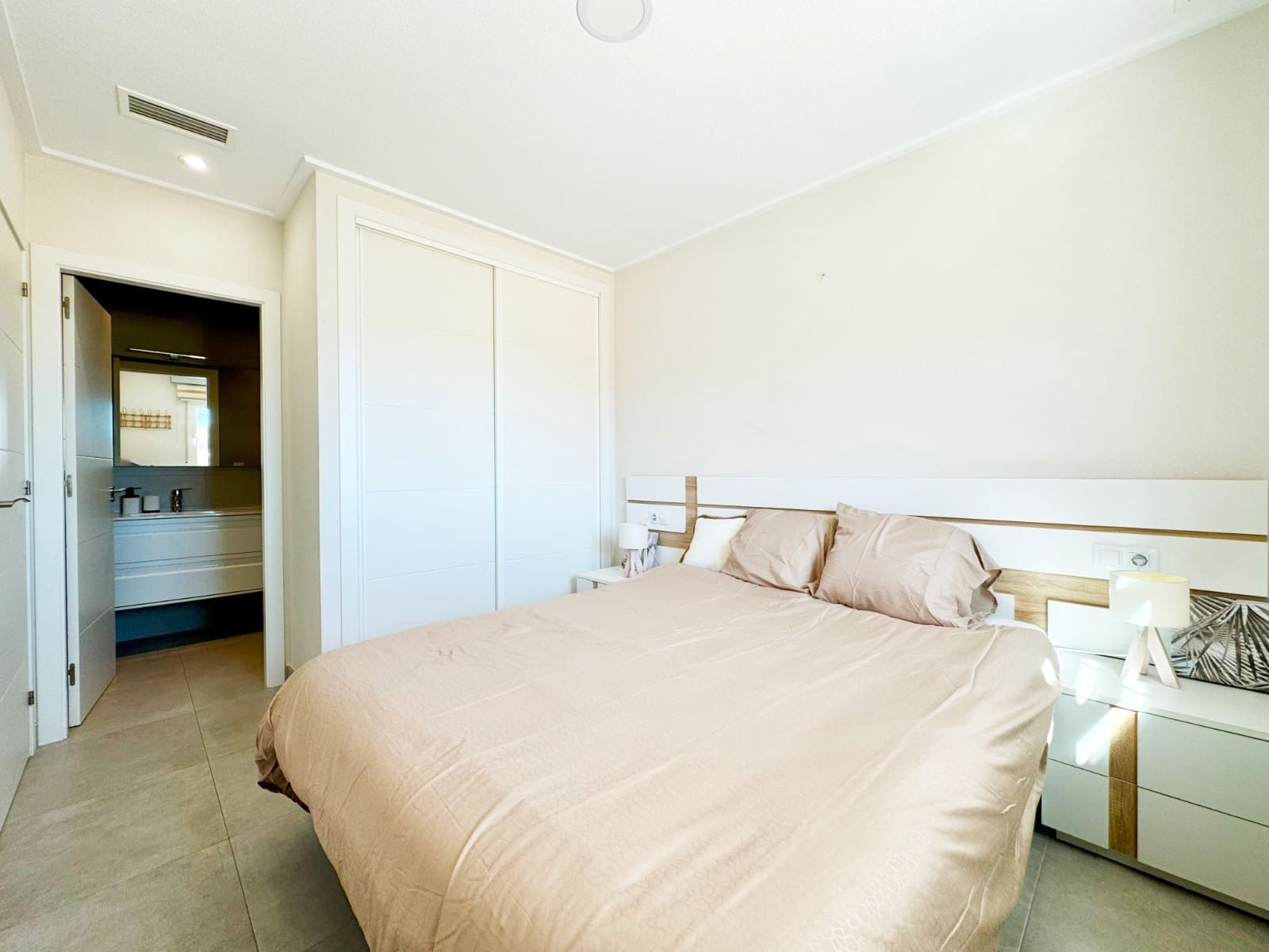 Apartament na sprzedaż w Orihuela Costa z basenem garażem - 279 999 € (Ref: 10112265)
