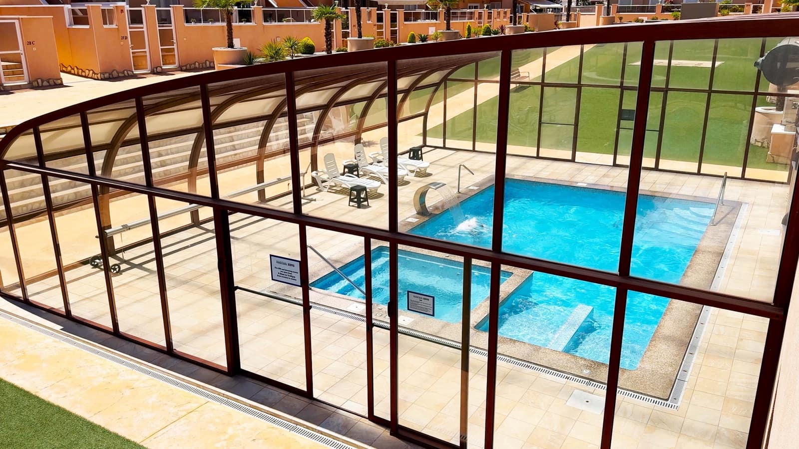 Apartament na sprzedaż w Orihuela Costa z basenem garażem - 279 999 € (Ref: 10112265)