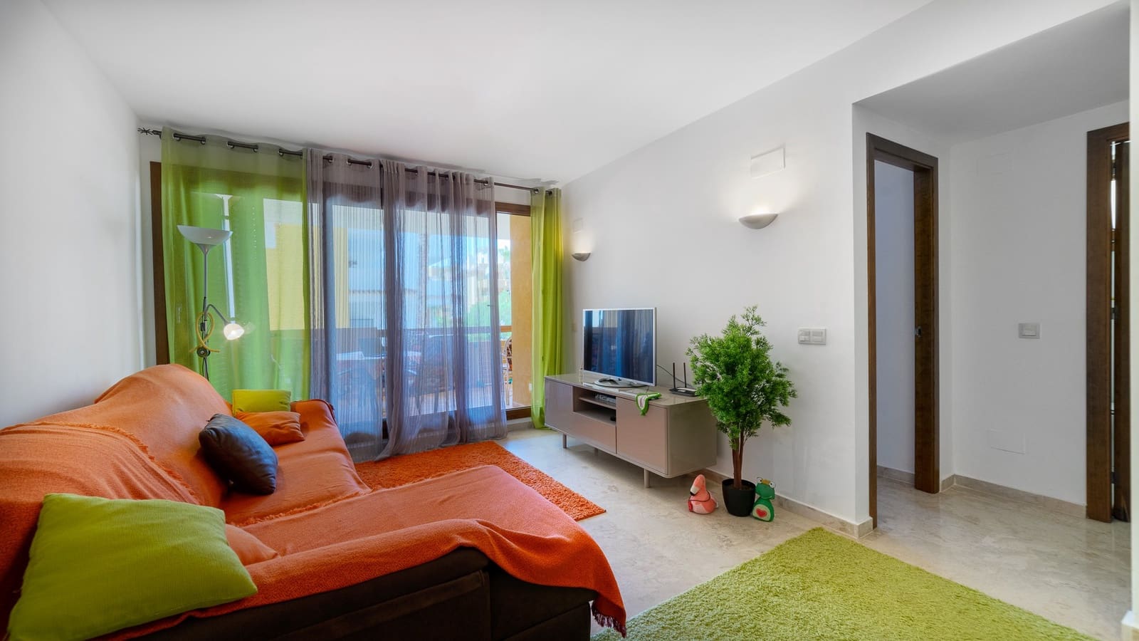 Apartamento de 2 habitaciones en Punta Prima en venta con piscina garaje - 270.000 € (Ref: 10112266)