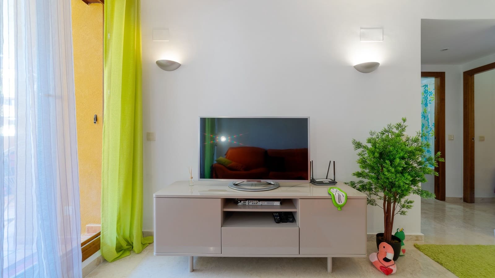 Apartamento de 2 habitaciones en Punta Prima en venta con piscina garaje - 270.000 € (Ref: 10112266)