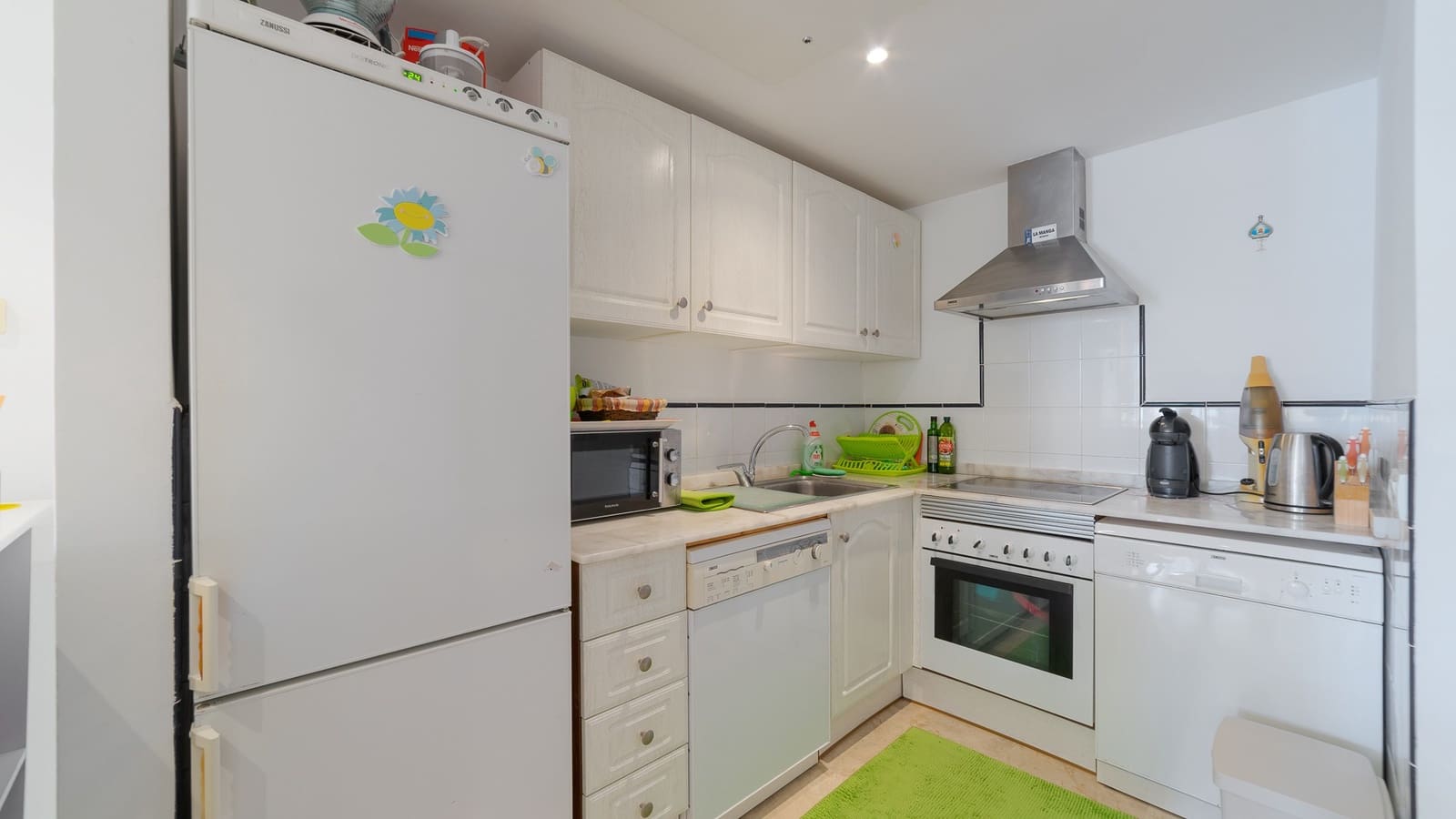 Apartamento de 2 habitaciones en Punta Prima en venta con piscina garaje - 270.000 € (Ref: 10112266)