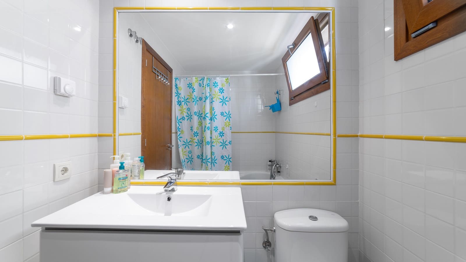 Apartamento de 2 habitaciones en Punta Prima en venta con piscina garaje - 270.000 € (Ref: 10112266)
