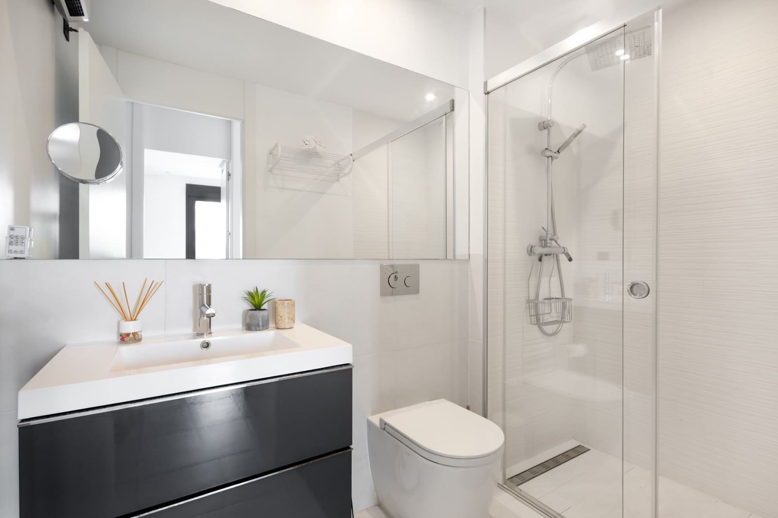 2 soverom Leilighet til salgs i Pilar de la Horadada med svømmebasseng garasje - € 355 000 (Ref: 10112268)