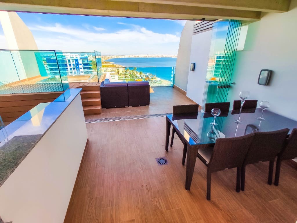 2 bedroom Apartment for sale in Punta Prima with pool garage - € 599,000 (Ref: 10112270)