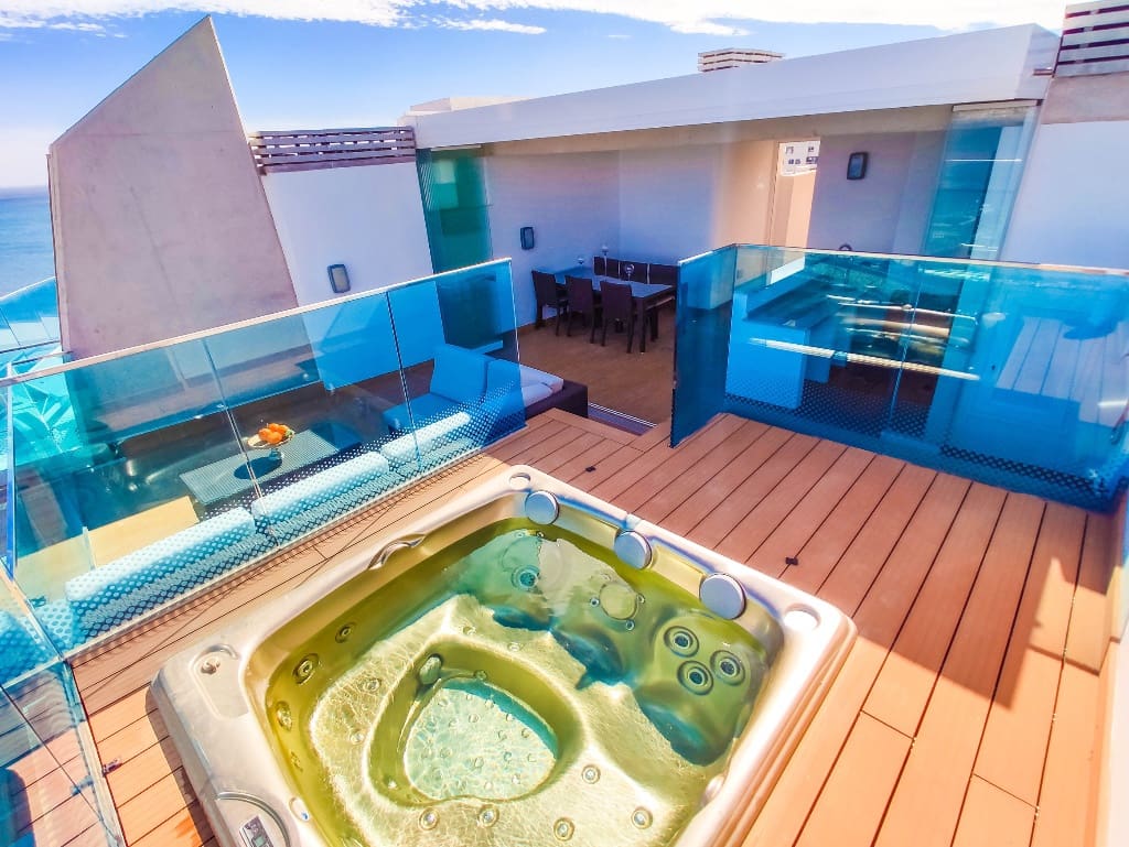 2 bedroom Apartment for sale in Punta Prima with pool garage - € 599,000 (Ref: 10112270)