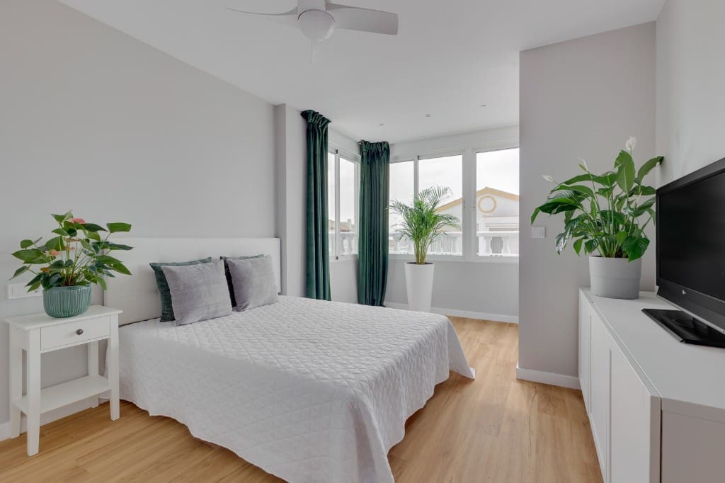 3 sypialnia Dom na sprzedaż w Orihuela Costa z basenem garażem - 268 800 € (Ref: 10112278)