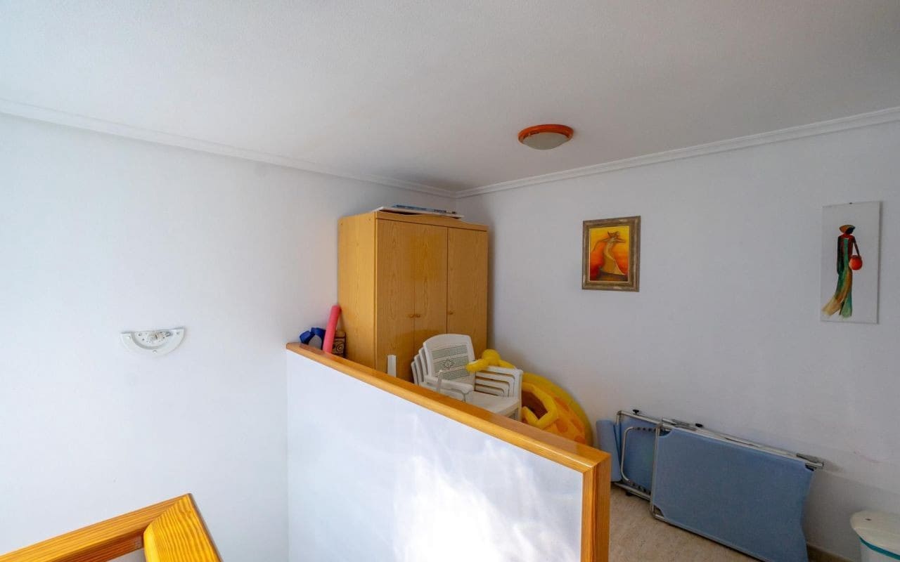 3 sovrum Hus till salu i Playa Flamenca med pool garage - 329 000 € (Ref: 10113435)