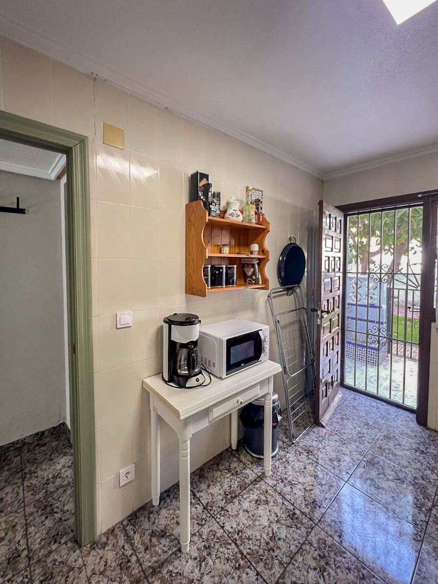 3 Zimmer Haus zu verkaufen in Punta Prima mit Pool - 199.900 € (Ref: 10113436)