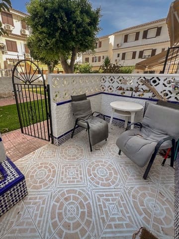 3 Zimmer Haus zu verkaufen in Punta Prima, Torrevieja mit Pool - 199.900 € (Ref: 10113436)
