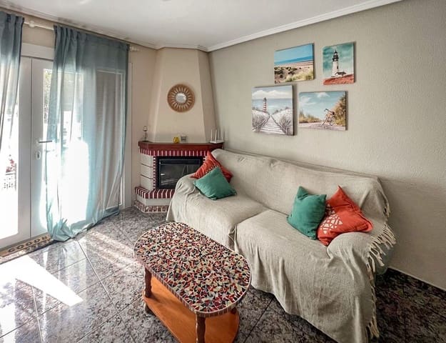 3 Zimmer Haus zu verkaufen in Punta Prima, Torrevieja mit Pool - 199.900 € (Ref: 10113436)
