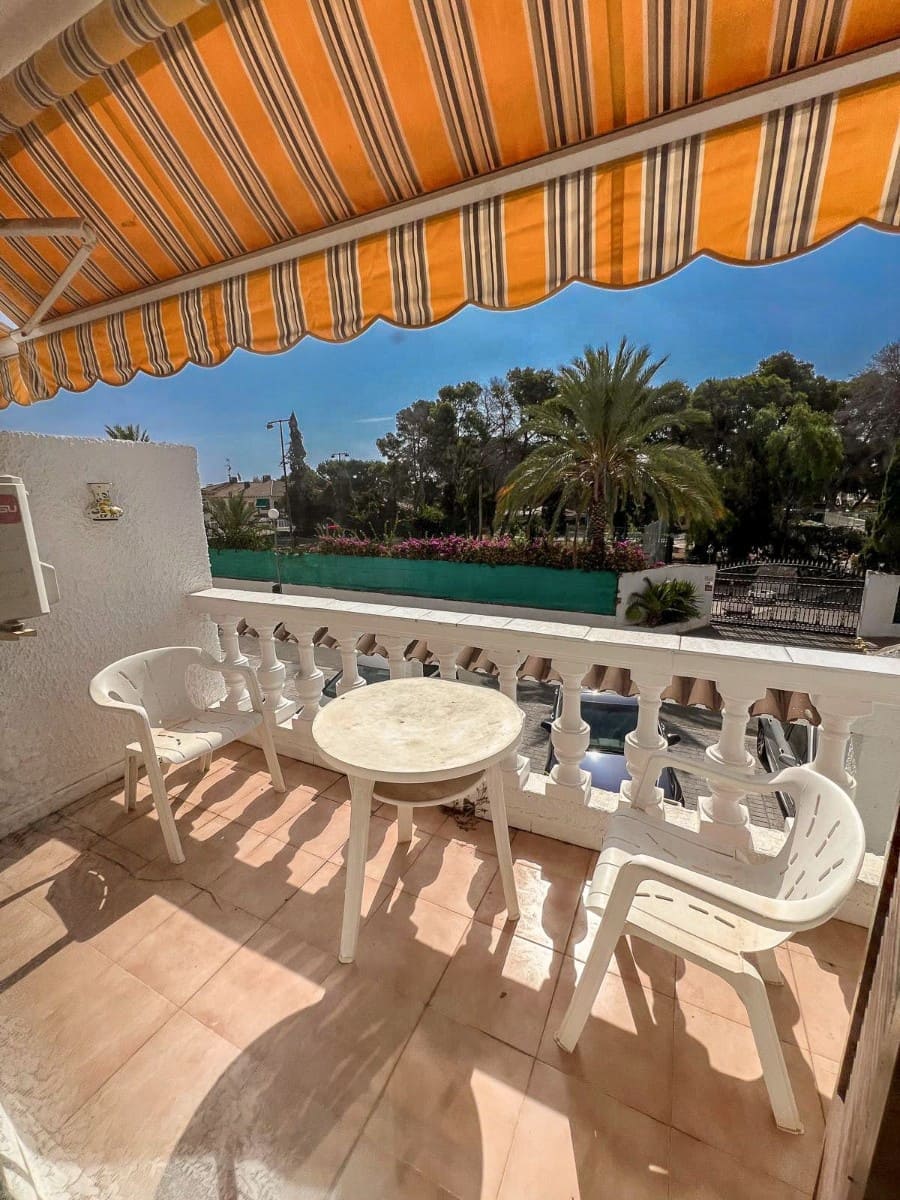 3 Zimmer Haus zu verkaufen in Punta Prima mit Pool - 199.900 € (Ref: 10113436)
