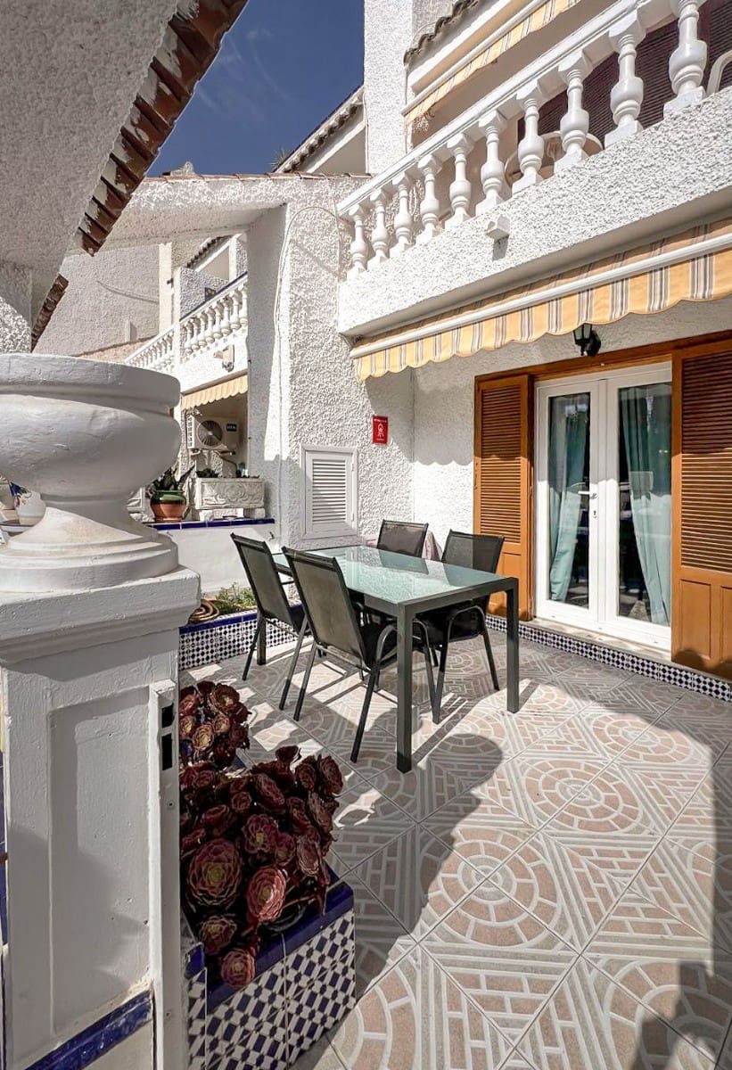3 Zimmer Haus zu verkaufen in Punta Prima mit Pool - 199.900 € (Ref: 10113436)