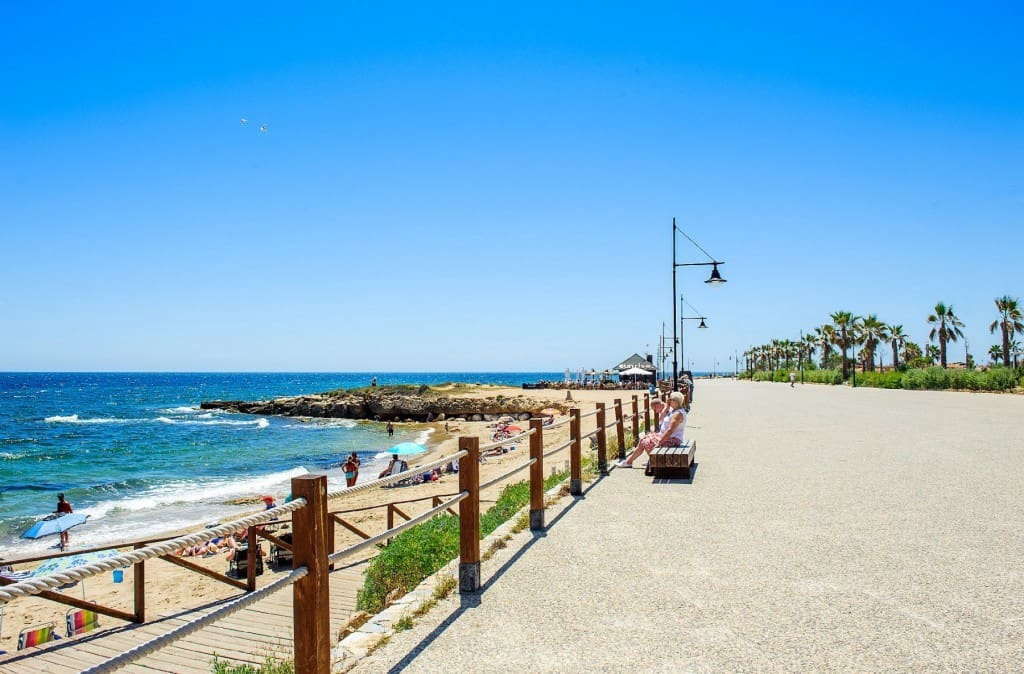 2 soveværelse Lejlighed til salg i Orihuela Costa med swimmingpool garage - € 179.000 (Ref: 10113437)