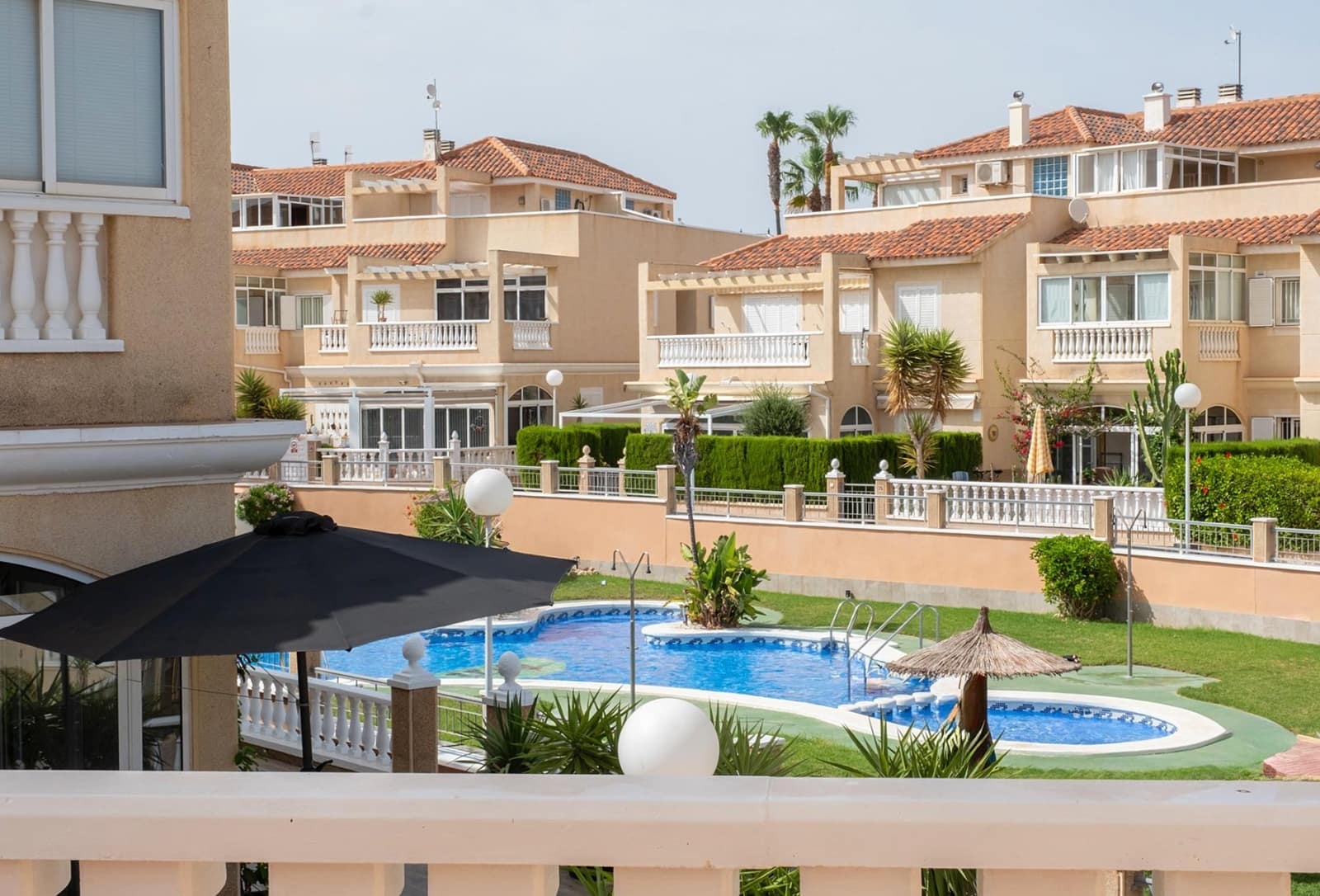 2 chambre Maison de Ville à vendre à Playa Flamenca avec piscine - 249 900 € (Ref: 10113439)