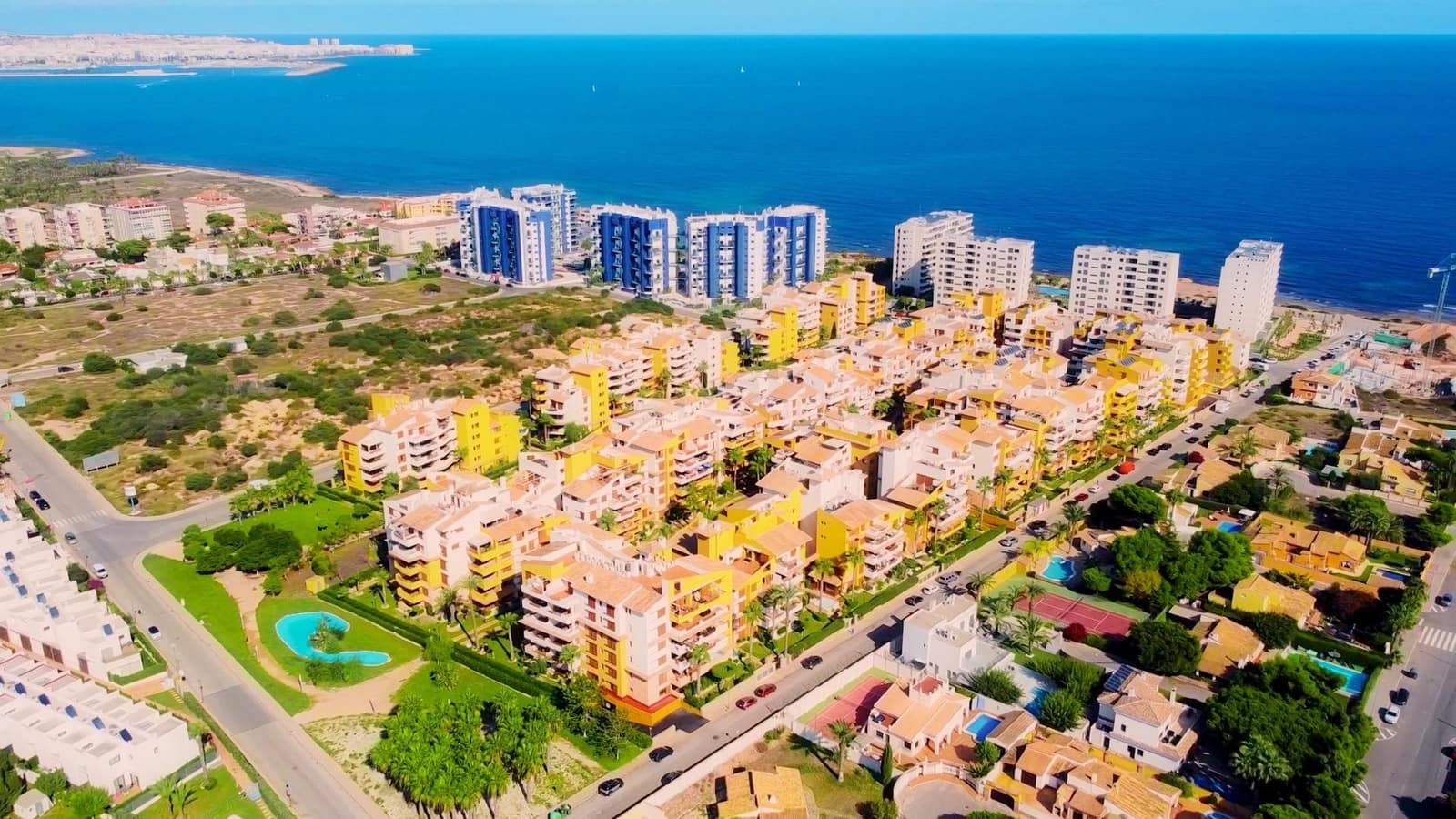 2 sypialnia Apartament na sprzedaż w Orihuela Costa z basenem garażem - 262 000 € (Ref: 10113442)
