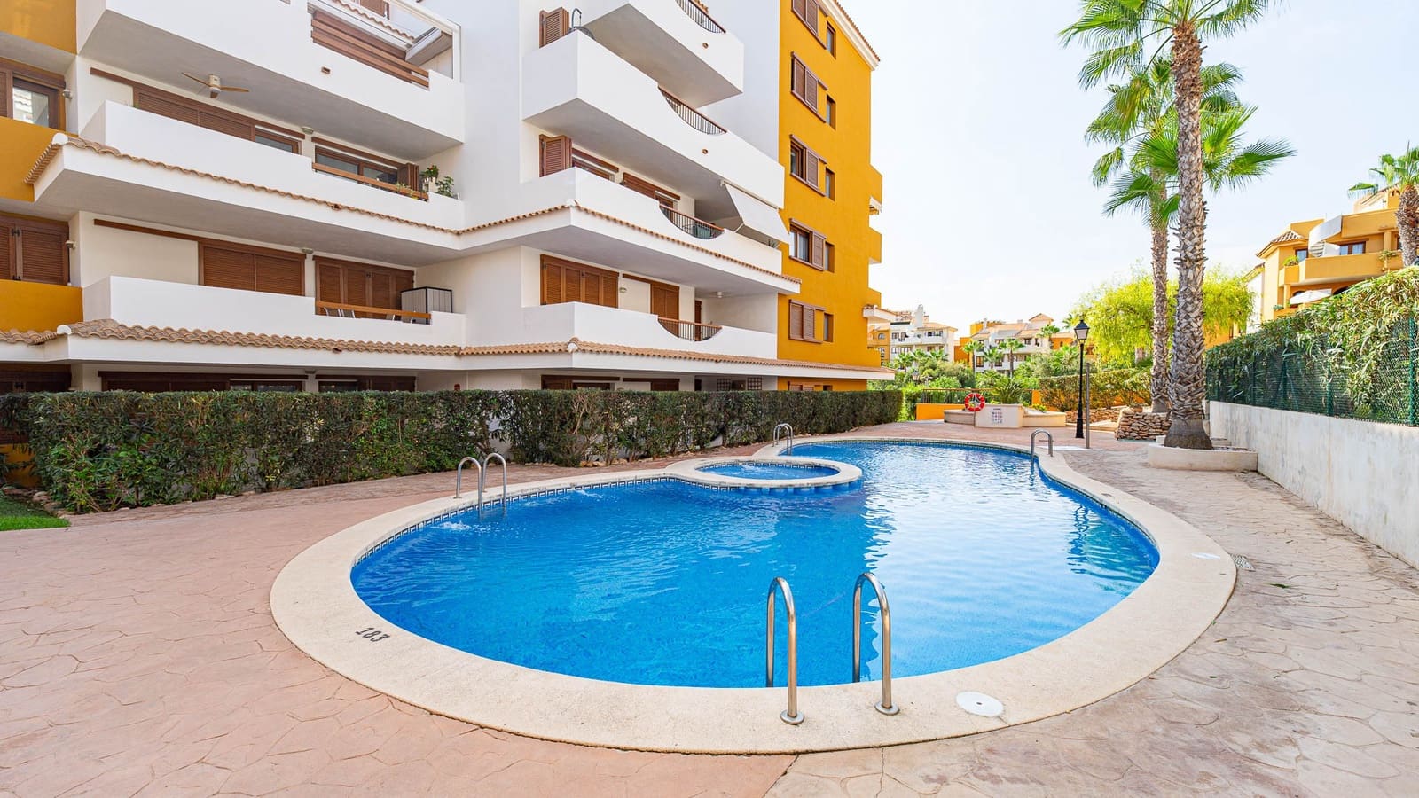 2 camera da letto Appartamento in vendita in Punta Prima con piscina garage - 329.000 € (Rif: 10120644)