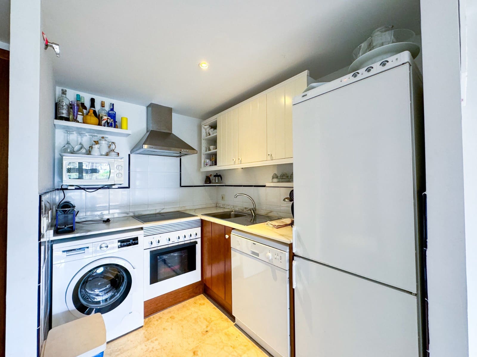 2 chambre Appartement à vendre à Punta Prima avec piscine garage - 255 000 € (Ref: 10125270)