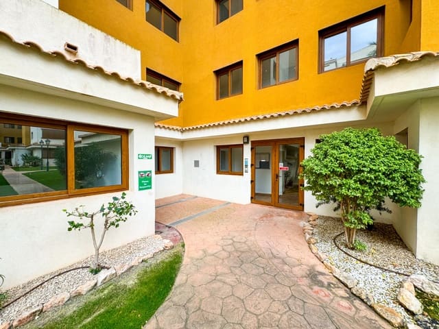 2 chambre Appartement à vendre à Punta Prima, Torrevieja avec piscine garage - 255 000 € (Ref: 10125270)