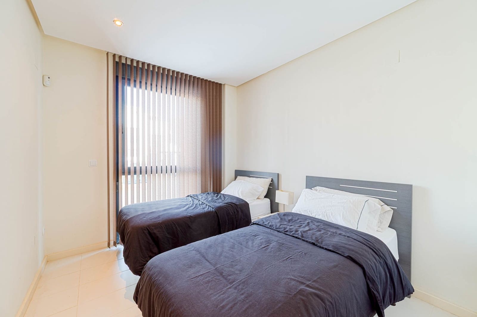 2 soverom Leilighet til salgs i Punta Prima med svømmebasseng garasje - € 270 000 (Ref: 10136754)