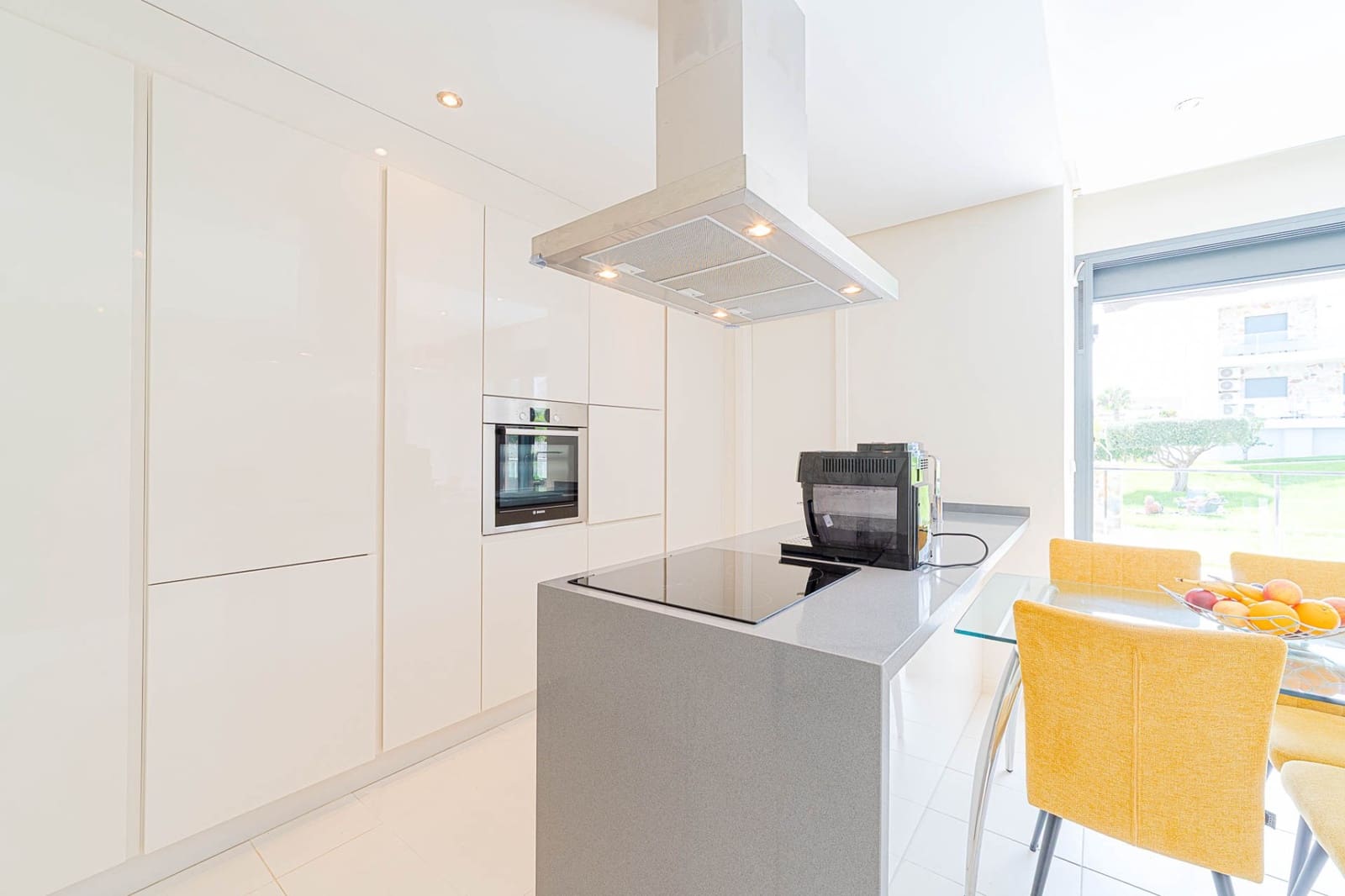 2 soverom Leilighet til salgs i Punta Prima med svømmebasseng garasje - € 270 000 (Ref: 10136754)