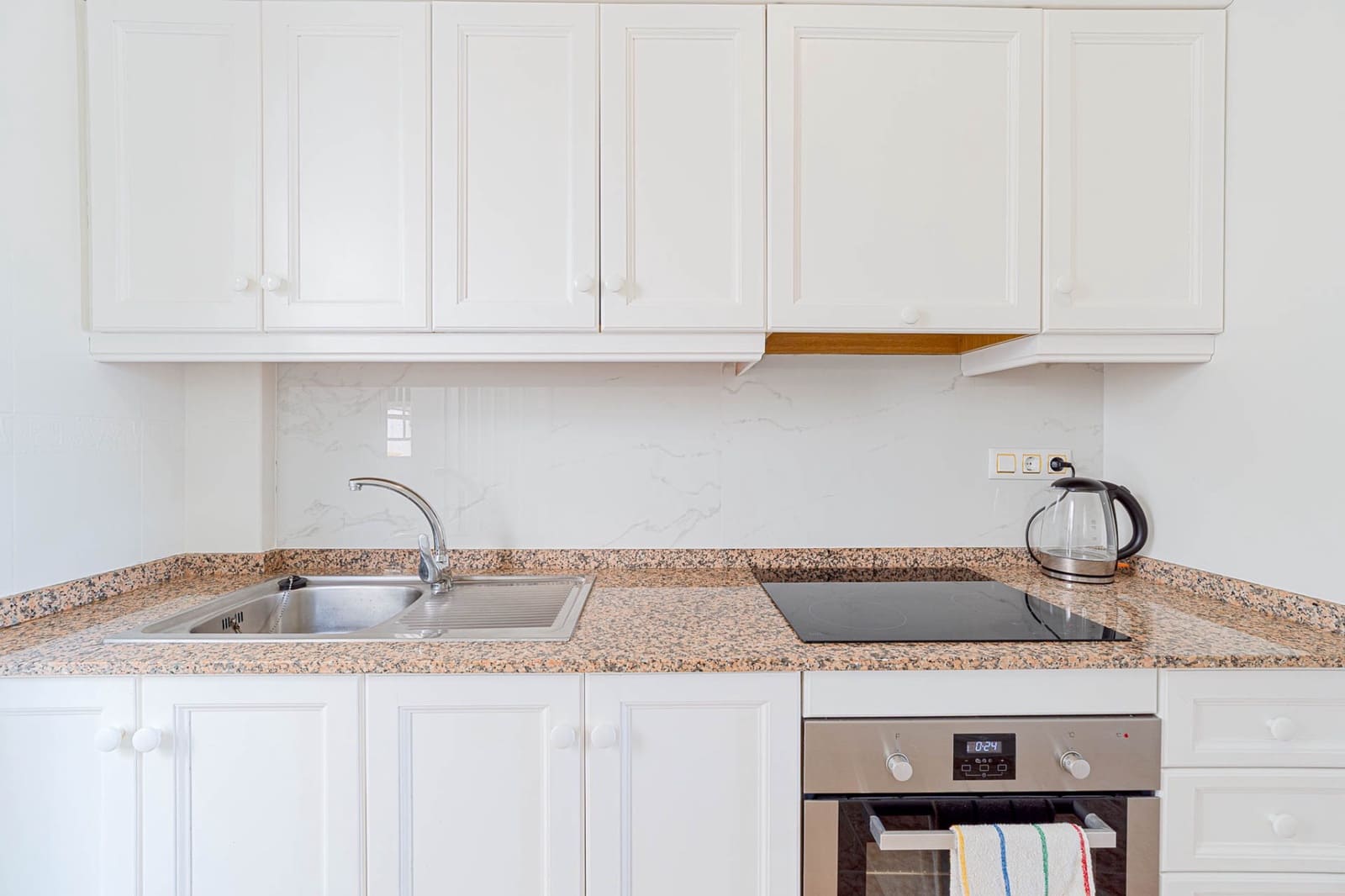 2 slaapkamer Appartement te koop in Orihuela Costa met zwembad garage - € 150.000 (Ref: 10158393)