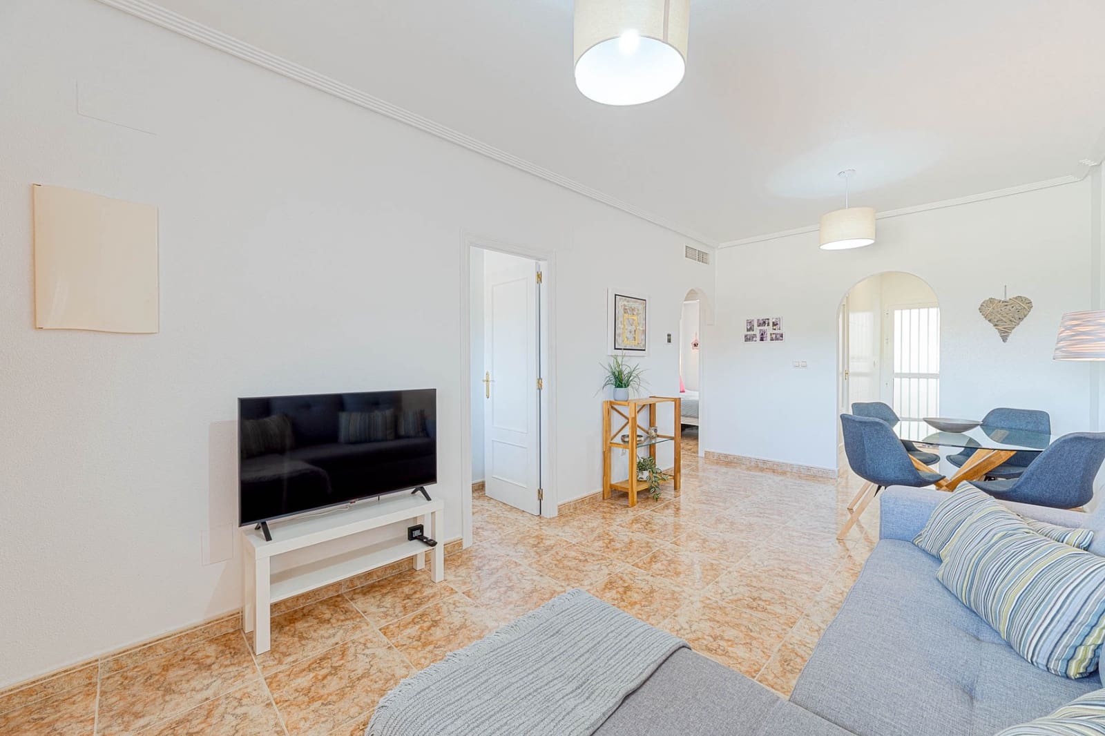 2 slaapkamer Appartement te koop in Orihuela Costa met zwembad garage - € 150.000 (Ref: 10158393)