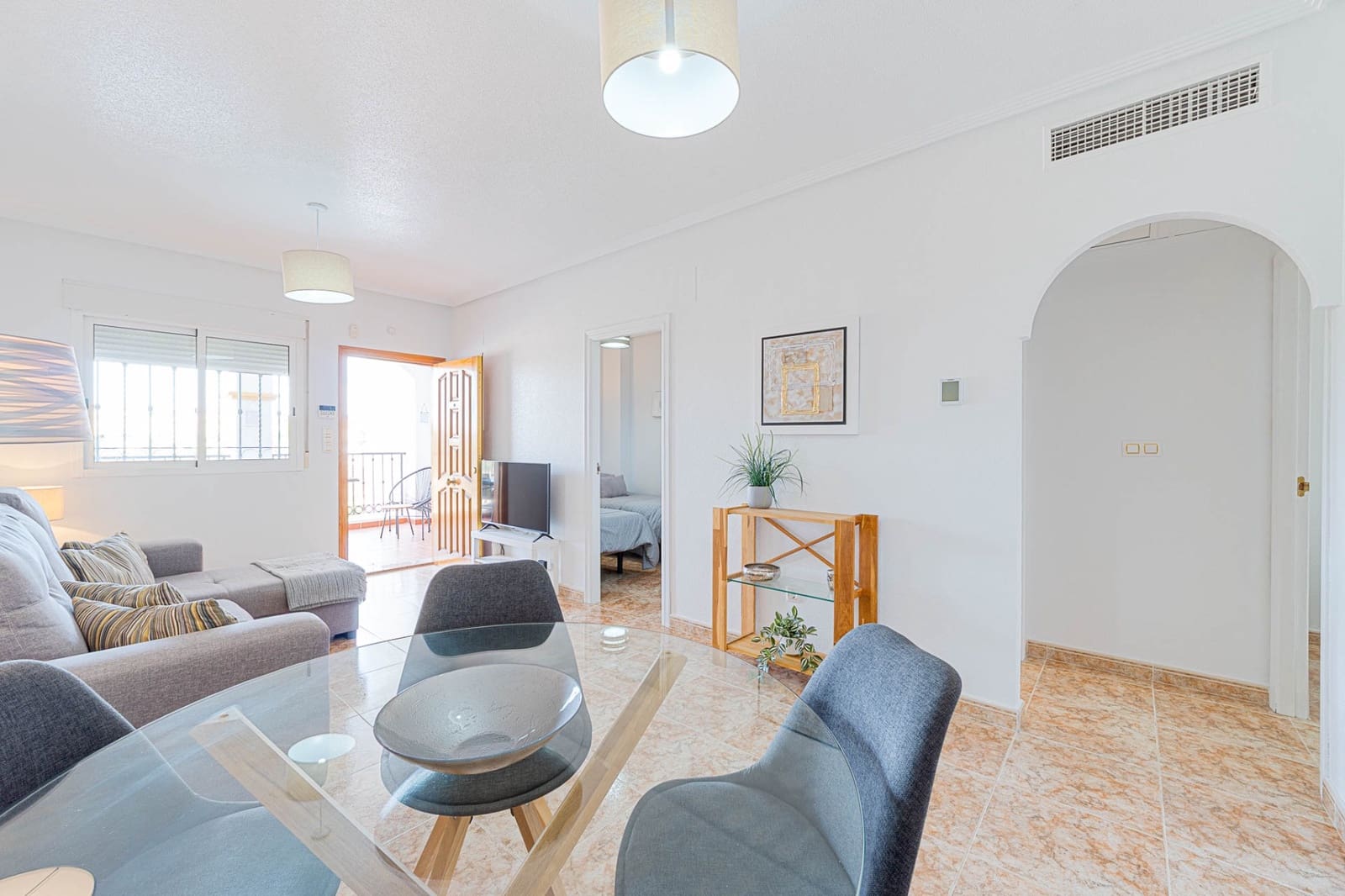 2 slaapkamer Appartement te koop in Orihuela Costa met zwembad garage - € 150.000 (Ref: 10158393)