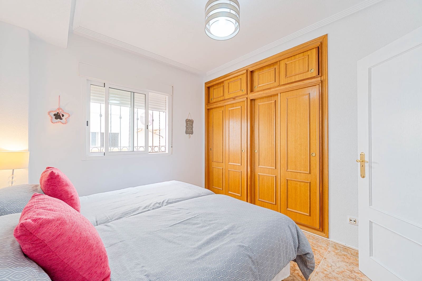 2 slaapkamer Appartement te koop in Orihuela Costa met zwembad garage - € 150.000 (Ref: 10158393)