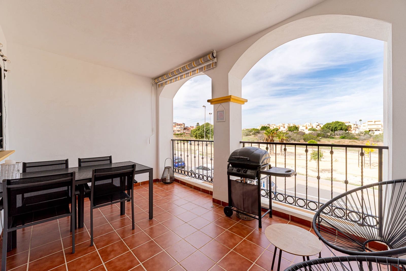 2 slaapkamer Appartement te koop in Orihuela Costa met zwembad garage - € 150.000 (Ref: 10158393)