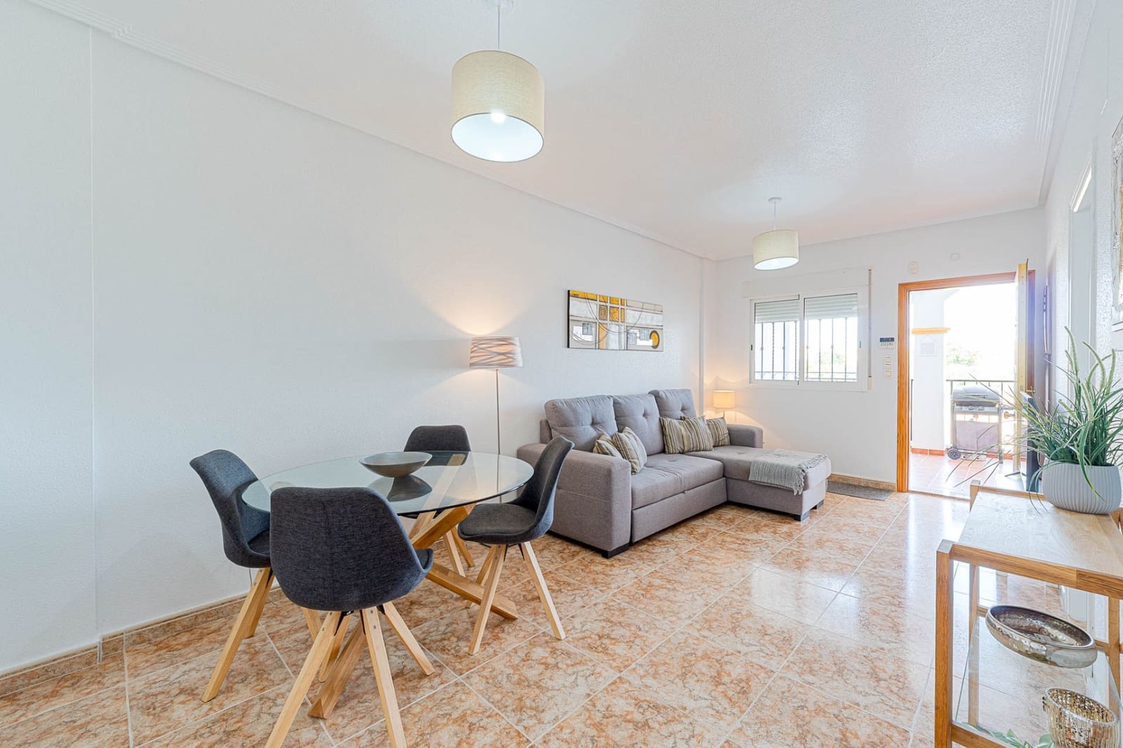 2 slaapkamer Appartement te koop in Orihuela Costa met zwembad garage - € 150.000 (Ref: 10158393)