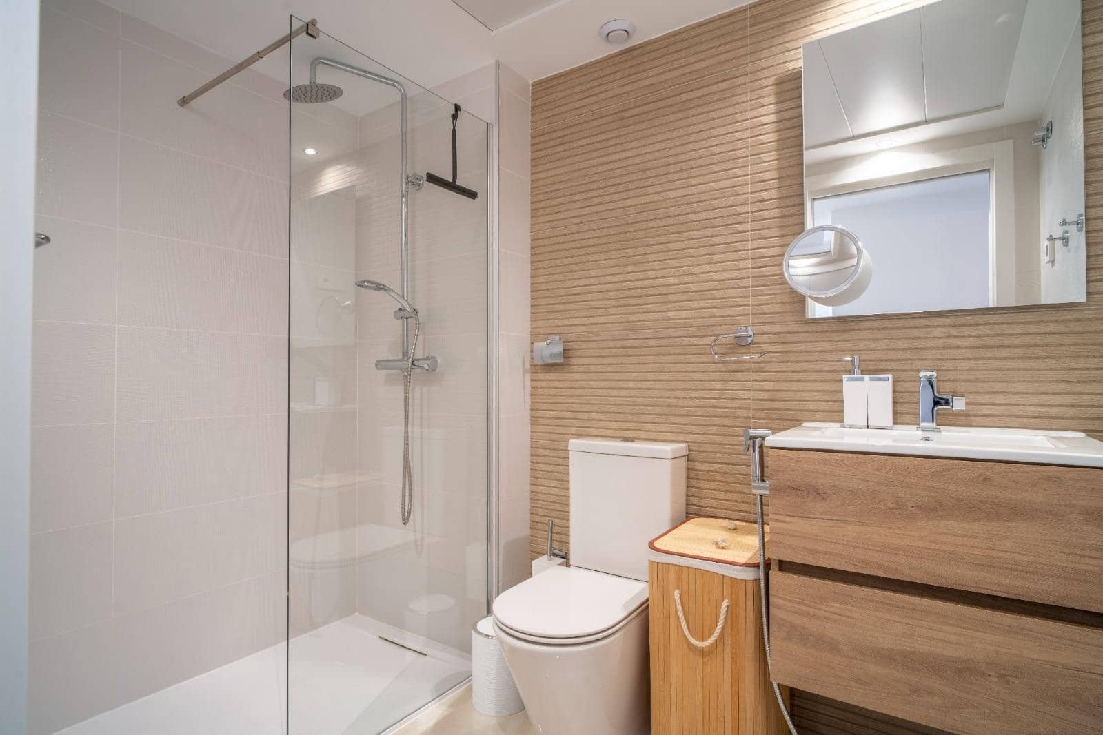 2 bedroom Apartment for sale in Orihuela Costa with pool garage - € 560,000 (Ref: 10163584)