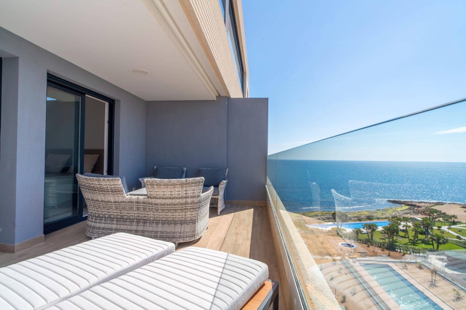 2 bedroom Apartment for sale in Orihuela Costa with pool garage - € 560,000 (Ref: 10163584)