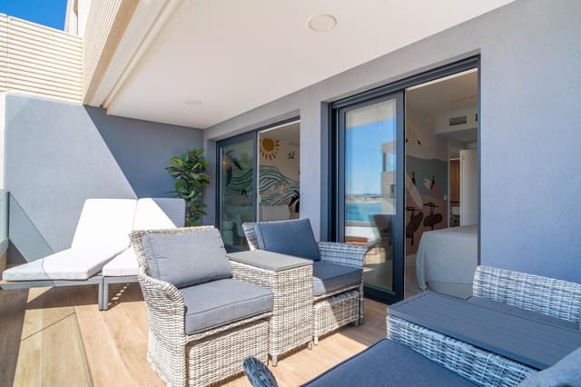 2 soveværelse Lejlighed til salg i Punta Prima, Orihuela med swimmingpool garage - € 560.000 (Ref: 10163584)