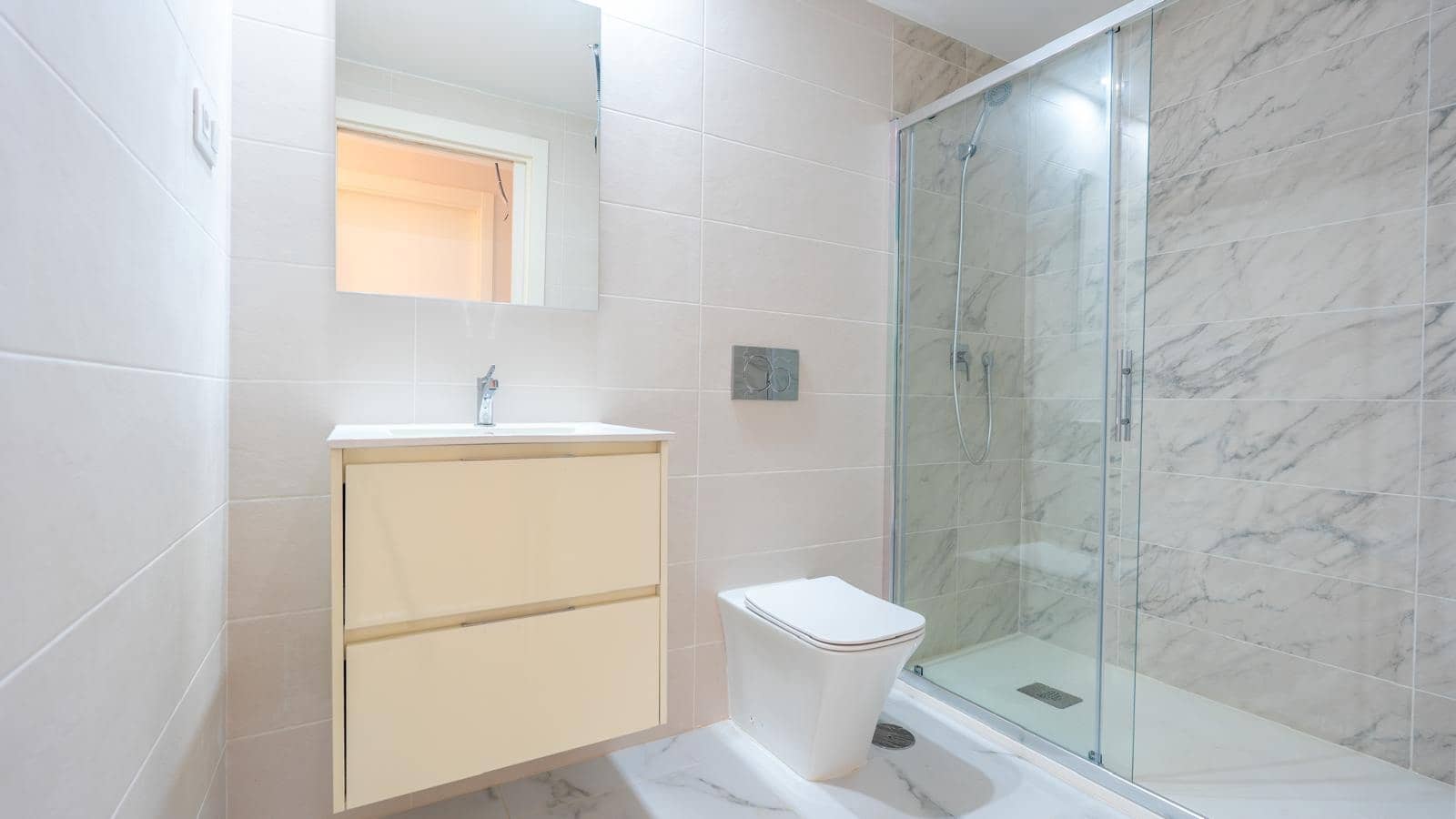 2 bedroom Apartment for sale in Orihuela Costa with pool garage - € 560,000 (Ref: 10163584)