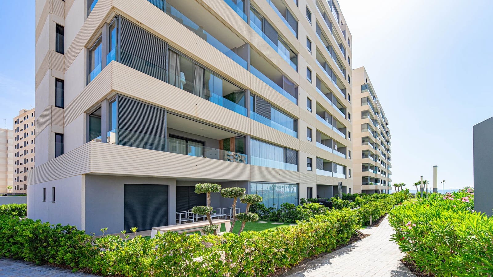 2 bedroom Apartment for sale in Orihuela Costa with pool garage - € 560,000 (Ref: 10163584)