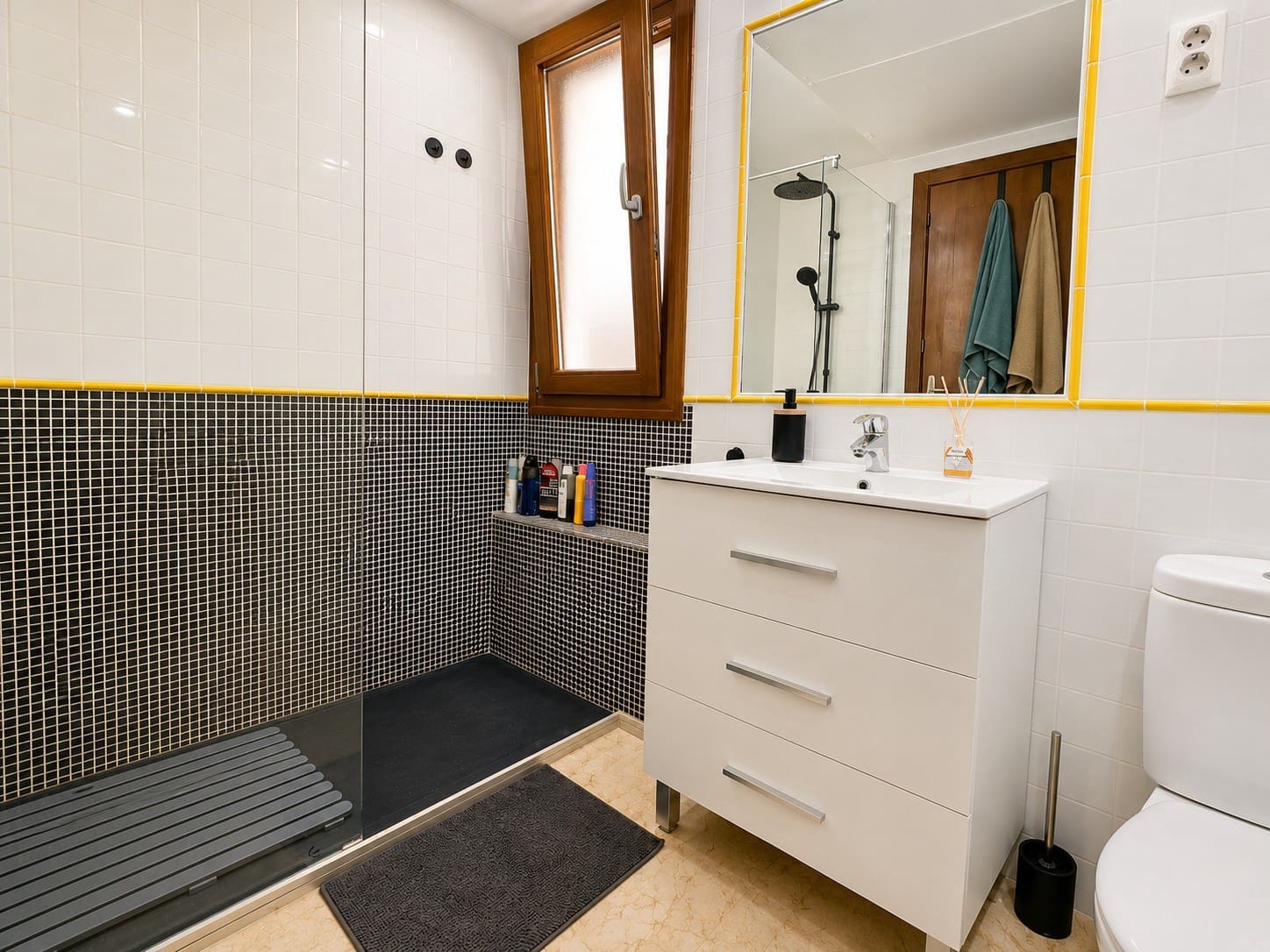 2 makuuhuone Huoneisto myytävänä paikassa Punta Prima mukana uima-altaan 
autotalli - 264 900 € (Ref: 10163586)
