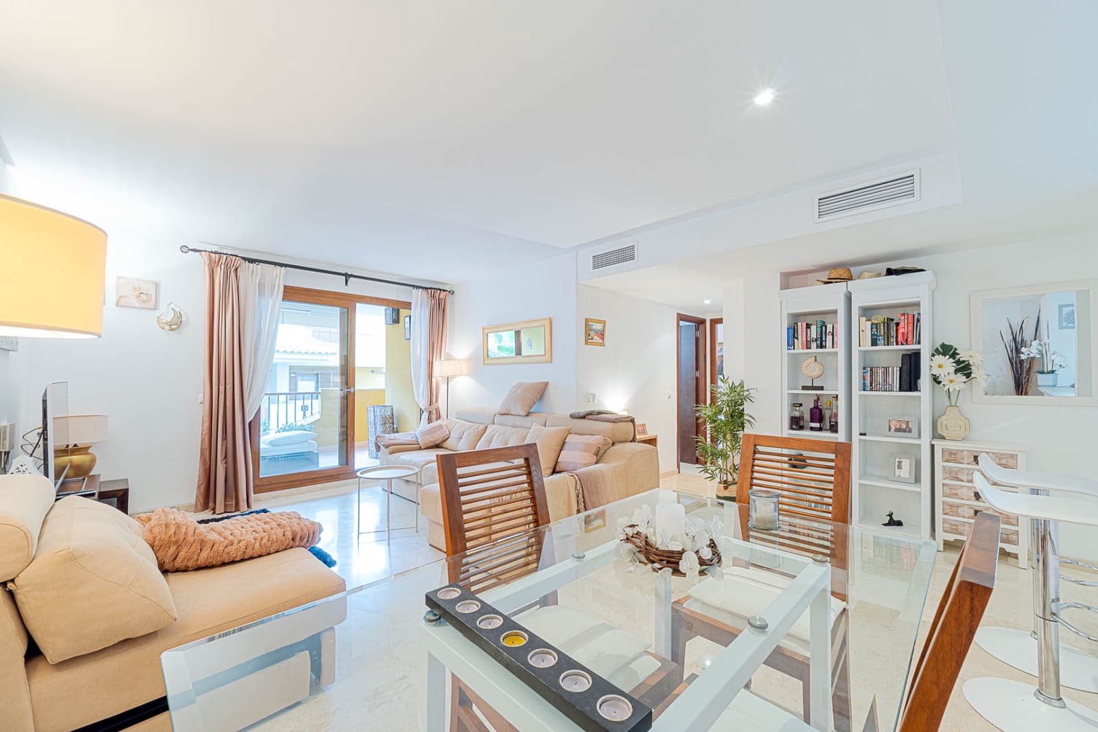 2 sovrum Lägenhet till salu i Orihuela Costa med pool garage - 285 000 € (Ref: 10183581)