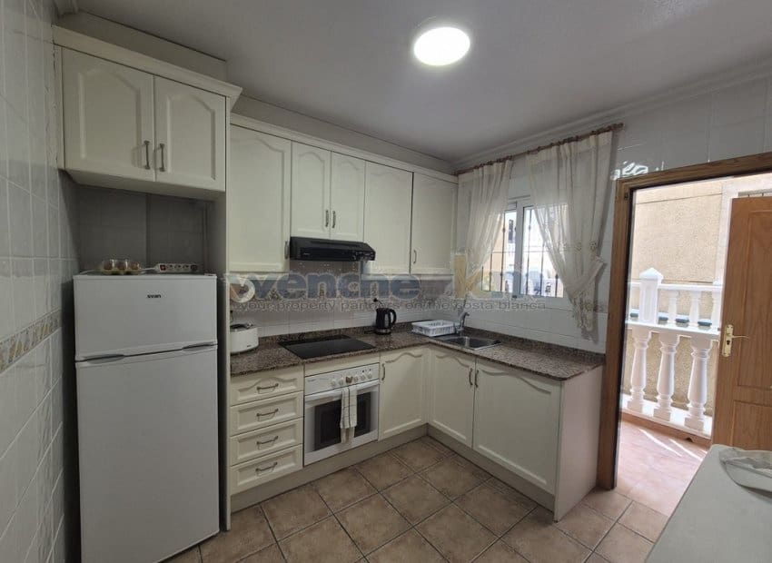 3 chambre Villa/Maison Mitoyenne à vendre à La Florida avec piscine garage - 189 950 € (Ref: 10009742)