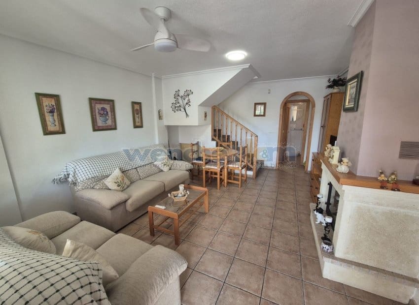 3 chambre Villa/Maison Mitoyenne à vendre à La Florida avec piscine garage - 189 950 € (Ref: 10009742)