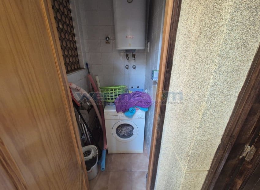 3 chambre Villa/Maison Mitoyenne à vendre à La Florida avec piscine garage - 189 950 € (Ref: 10009742)