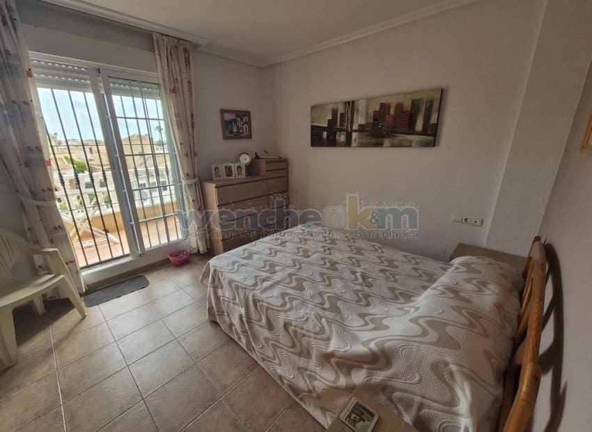 3 chambre Villa/Maison Mitoyenne à vendre à La Florida avec piscine garage - 189 950 € (Ref: 10009742)