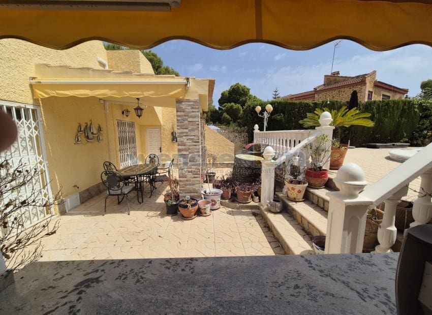 Pareado de 2 habitaciones en Los Balcones en venta con piscina garaje - 299.950 € (Ref: 10033070)