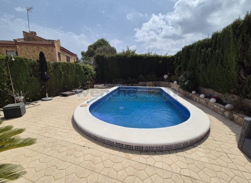 Pareado de 2 habitaciones en Los Balcones en venta con piscina garaje - 299.950 € (Ref: 10033070)