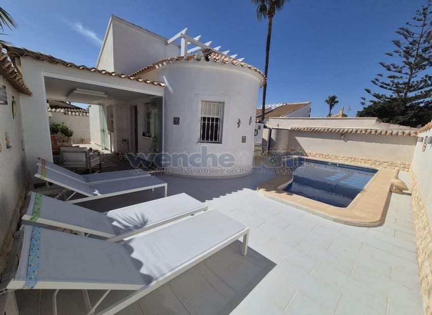2 slaapkamer Villa te koop in La Florida met zwembad - € 299.950 (Ref: 10062772)