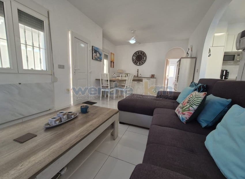 2 slaapkamer Villa te koop in La Florida met zwembad - € 299.950 (Ref: 10062772)