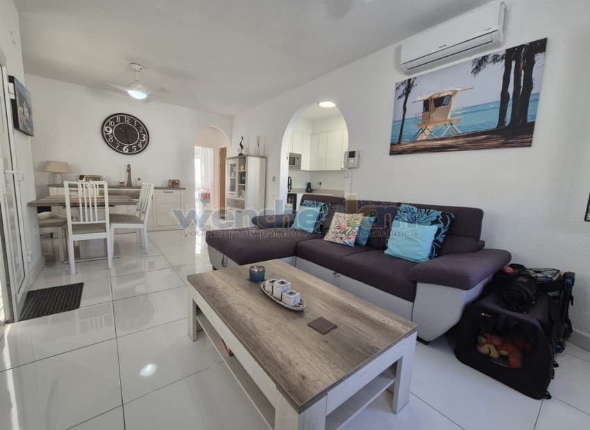 2 slaapkamer Villa te koop in La Florida met zwembad - € 299.950 (Ref: 10062772)