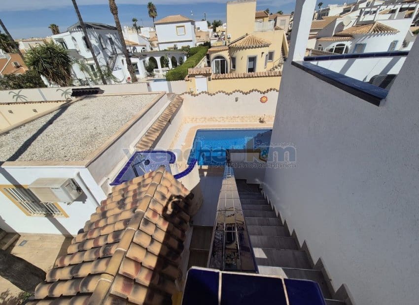 2 slaapkamer Villa te koop in La Florida met zwembad - € 299.950 (Ref: 10062772)