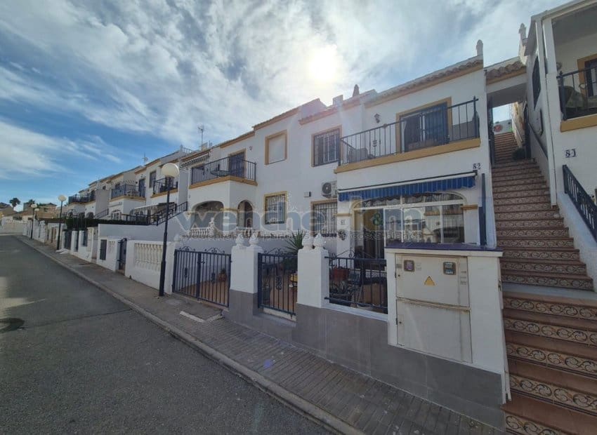 2 bedroom Bungalow for sale in Los Altos with pool - € 149,950 (Ref: 10145179)